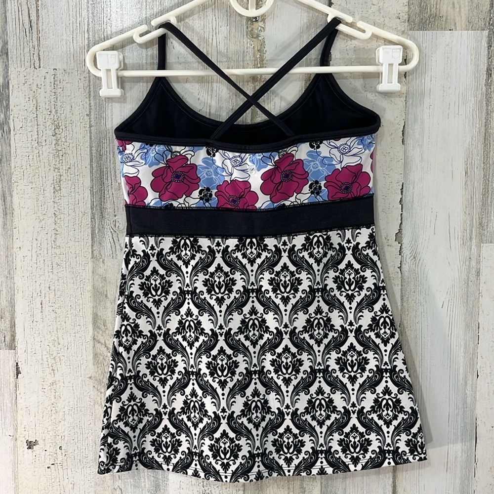 Soybu Womens Tank Top Size Small Floral Damask Print Black White Yoga Workout - Picture 9 of 10